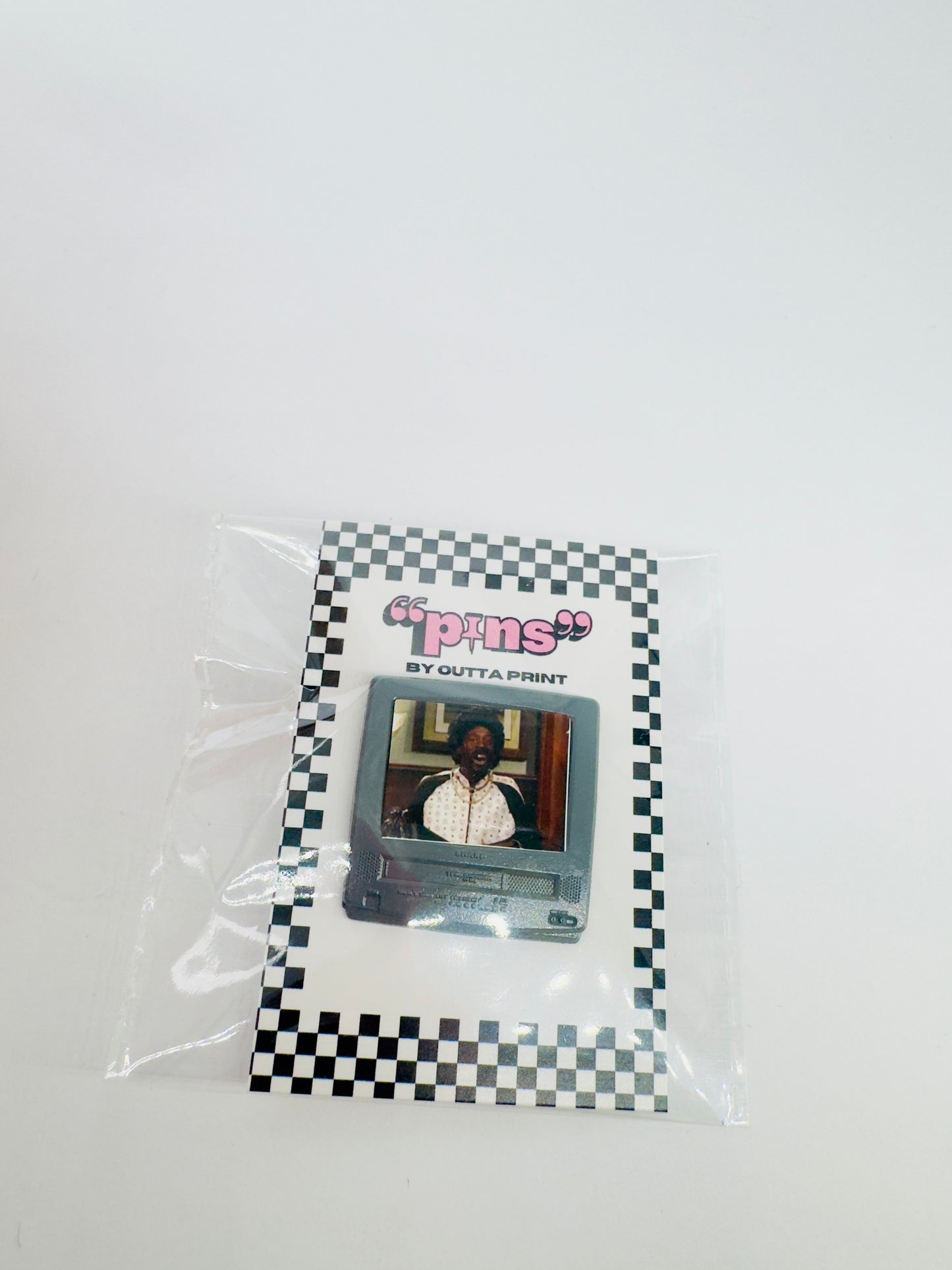 TV ON PINS