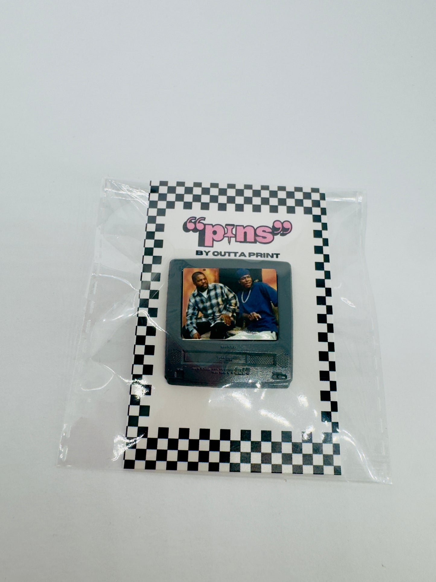 TV ON PINS