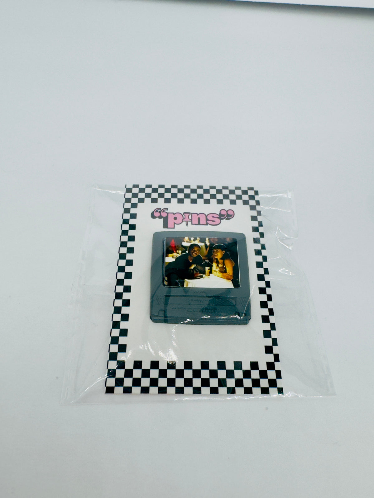 TV ON PINS