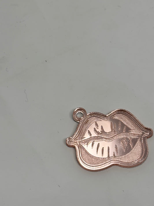 Luxe Lip Charm